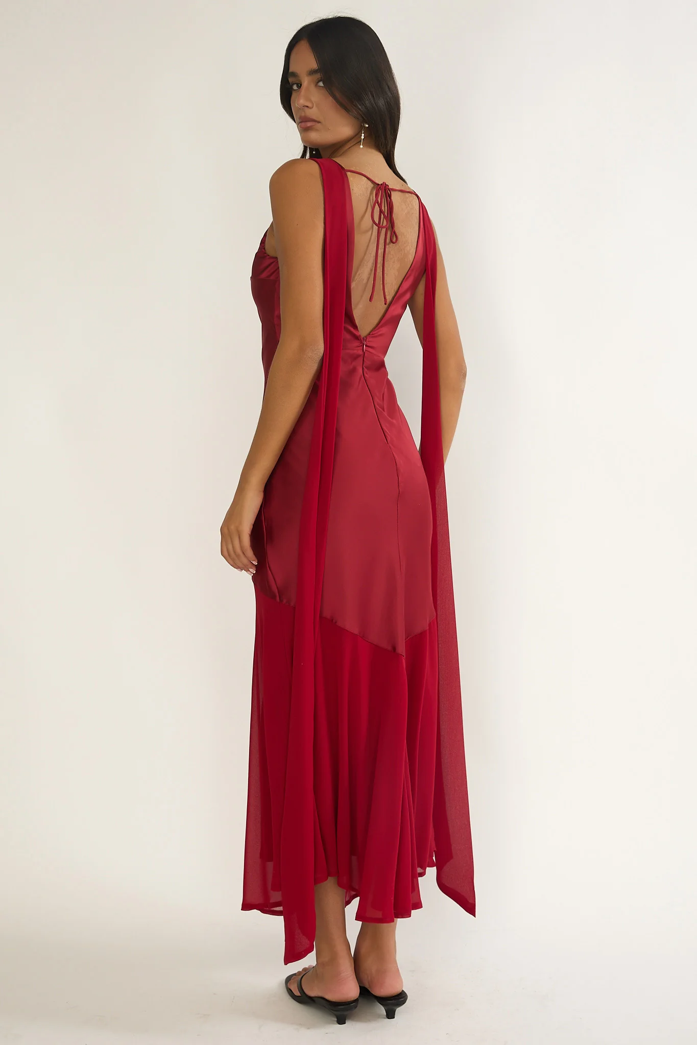 Veyla Shoulder Sash Maxi Dress Wine - Image 2