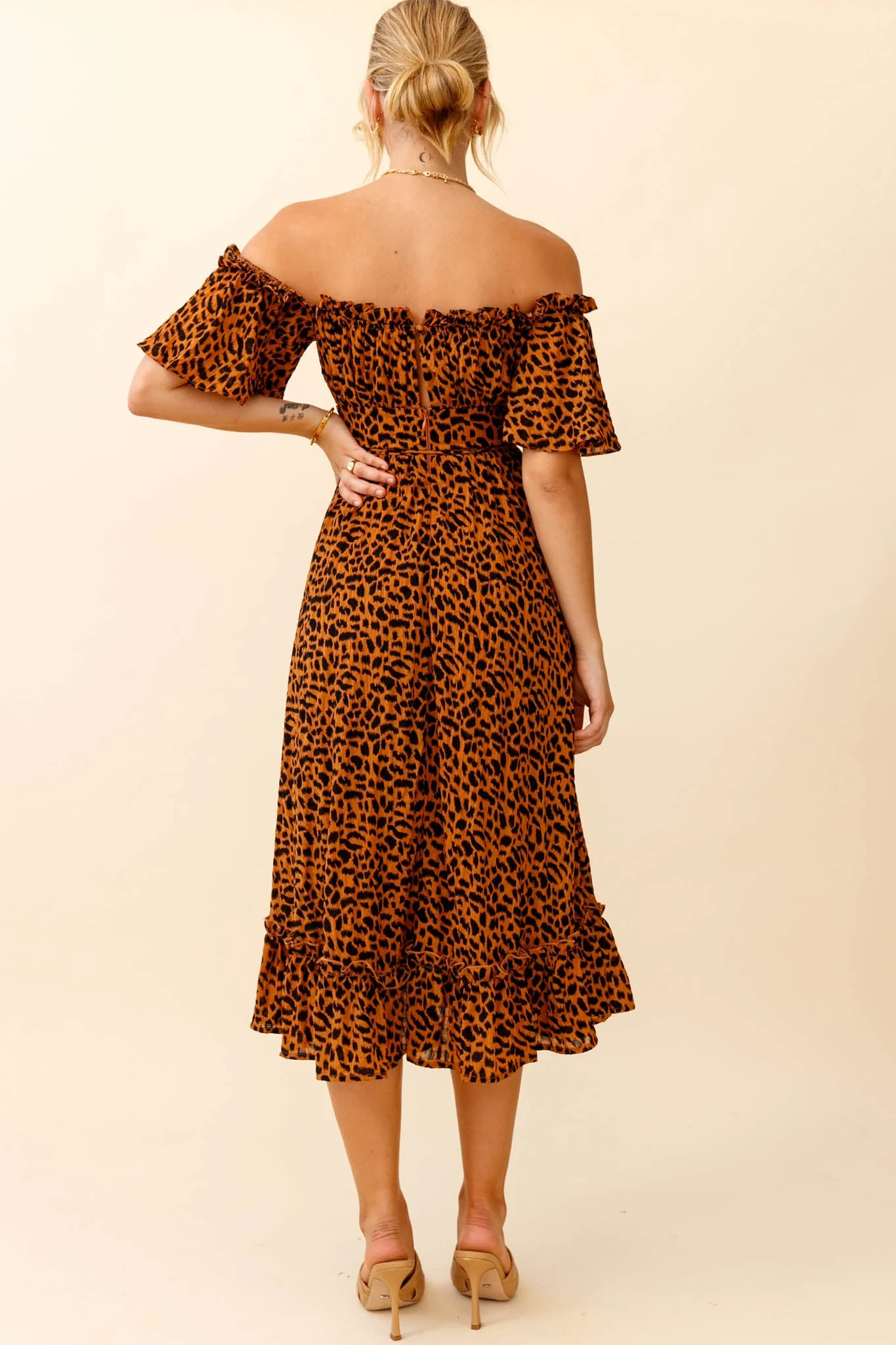 Voyager Off-Shoulder Bell Sleeve Midi Dress Leopard Print Brown - Image 2