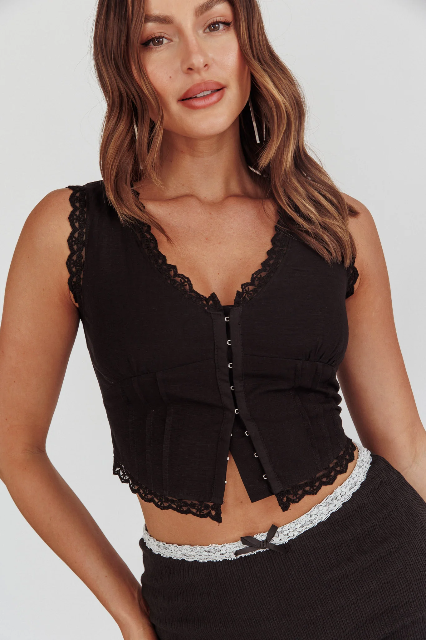 Walkaway Lace Trim Hook & Eye Top Black - Image 2