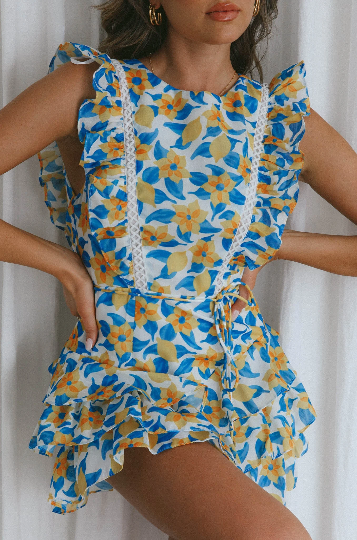 Weekend Muse Sleeveless Layered Frill Romper Floral White - Image 4