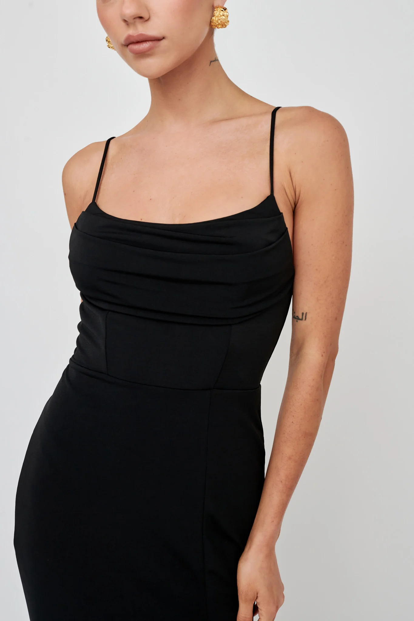 Well Versed Lace Split Maxi Dress Black - Image 4
