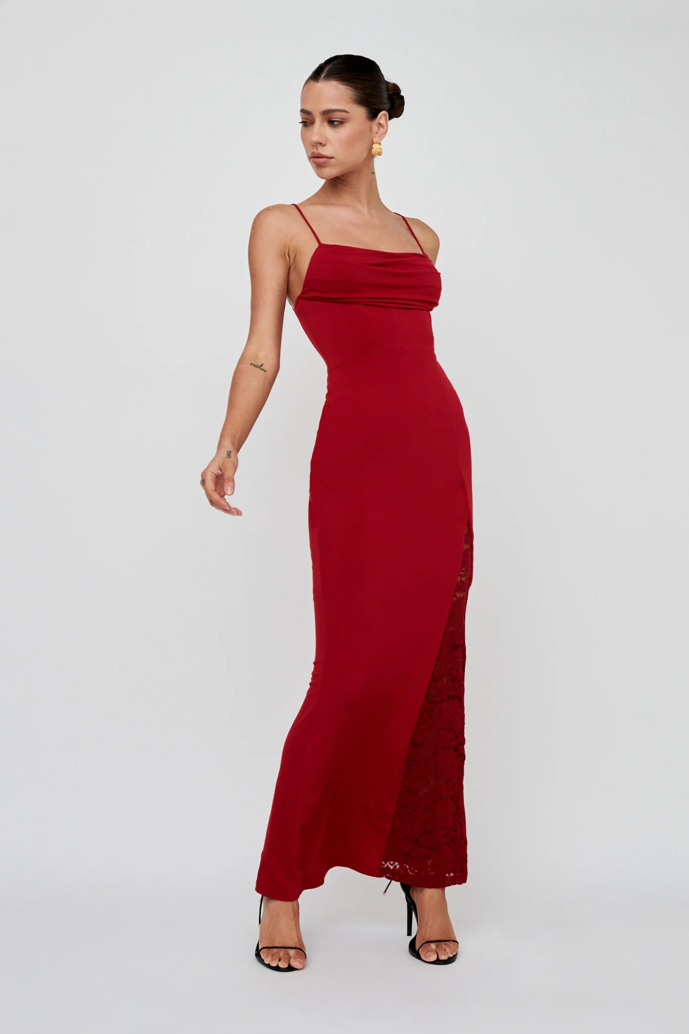 Well Versed Lace Split Maxi Dress Wine - Image 3
