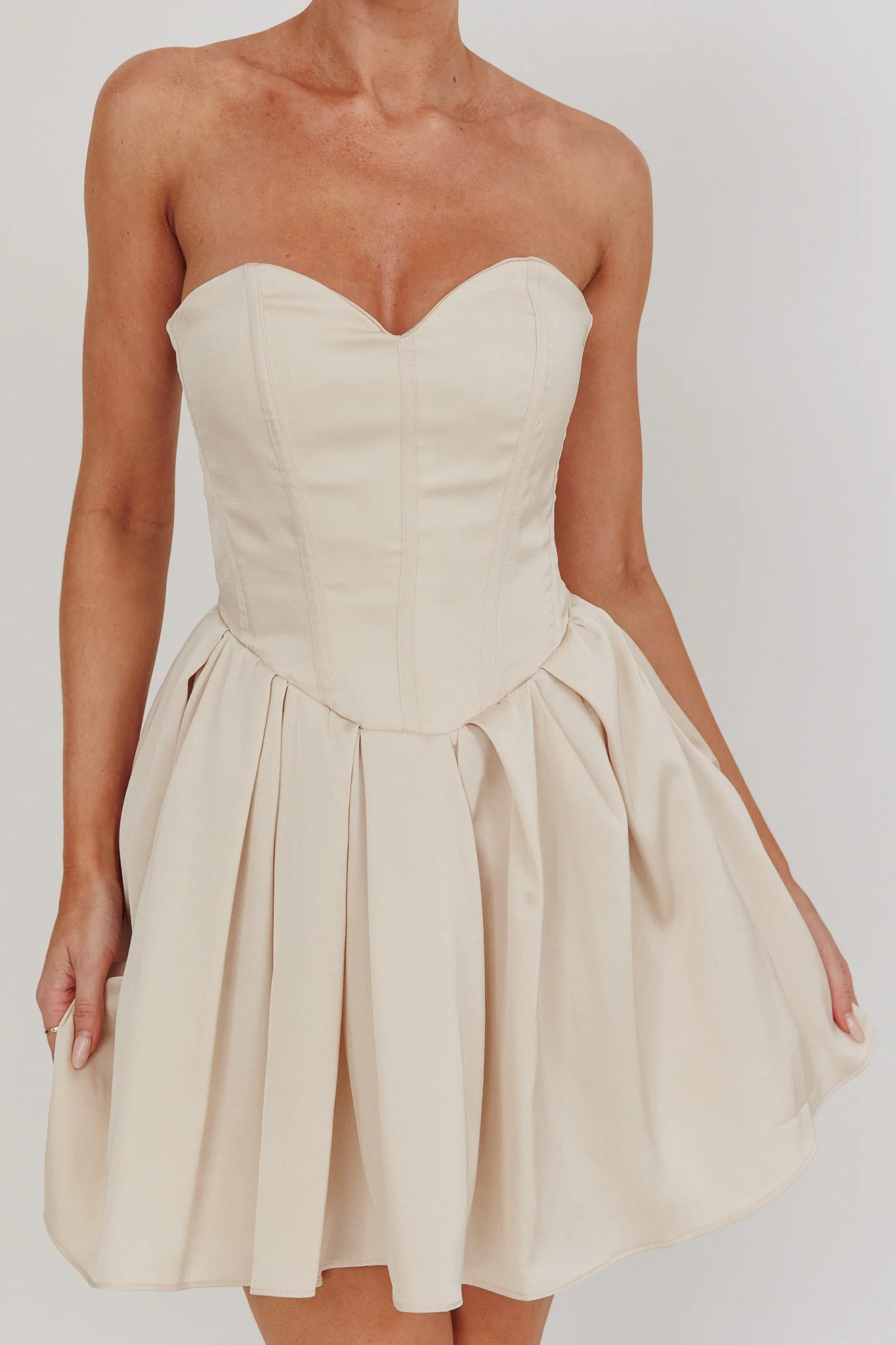 What I Like Sweetheart Neckline Mini Dress Champagne - Image 4