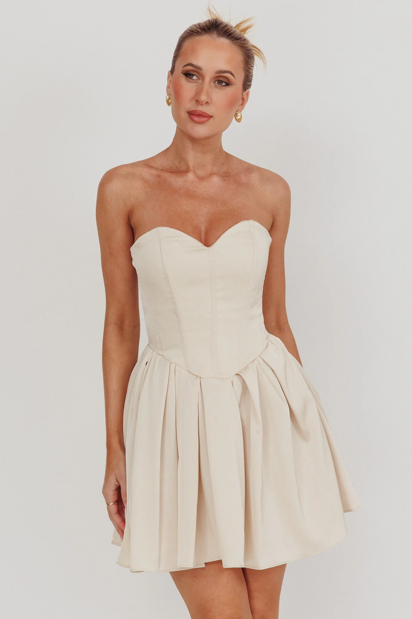 What I Like Sweetheart Neckline Mini Dress Champagne - Image 5