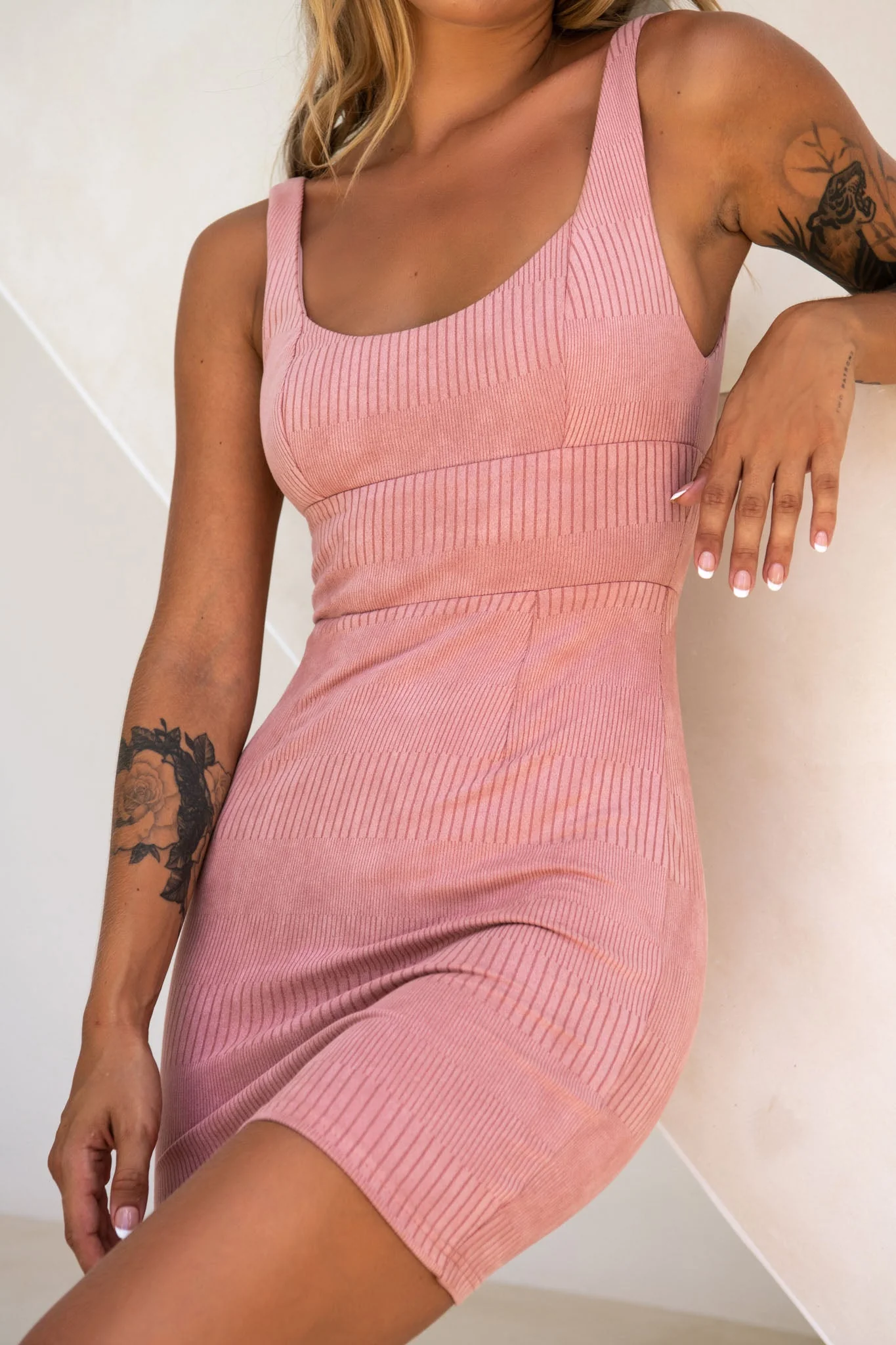 Workin' 9 to 5 Scoop Neck Pencil Dress Rose - Image 4