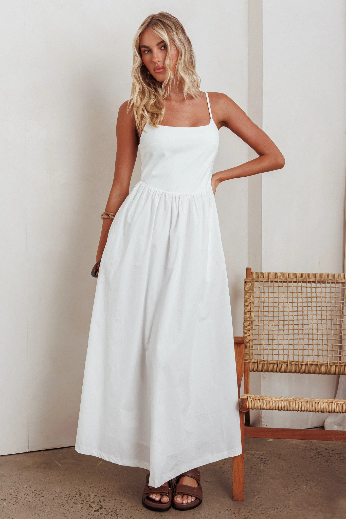 Yelizaveta Side Pocket Maxi Dress White - Image 5