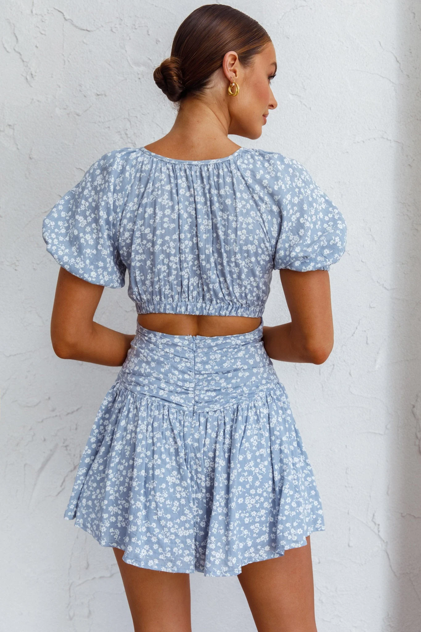 Your Moment Cut-Out Waist Dress Floral Blue - Image 2