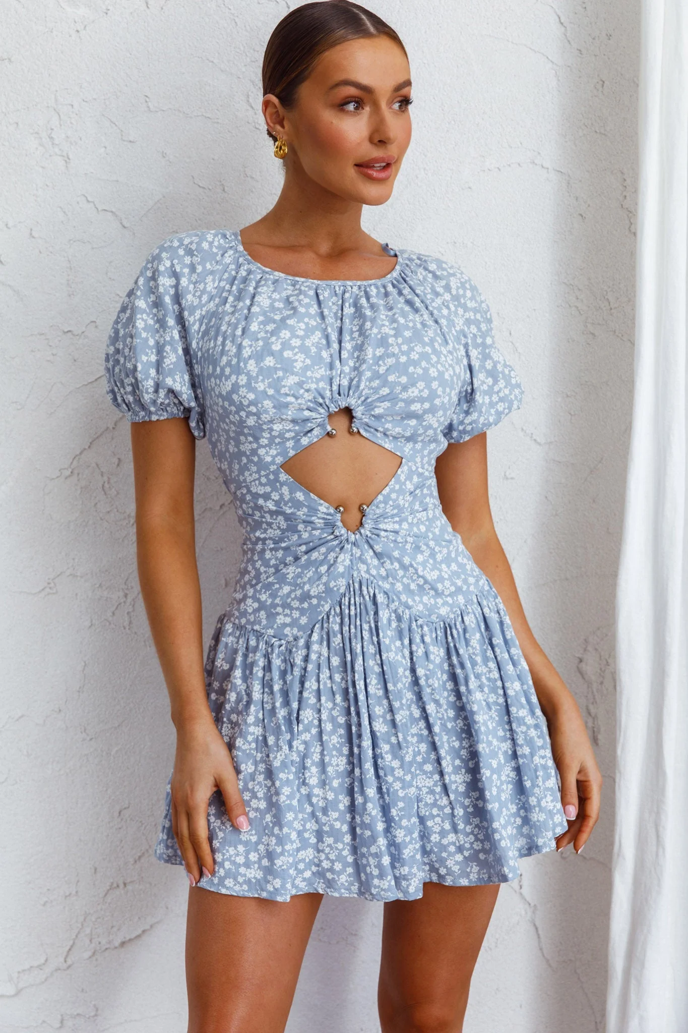 Your Moment Cut-Out Waist Dress Floral Blue - Image 3