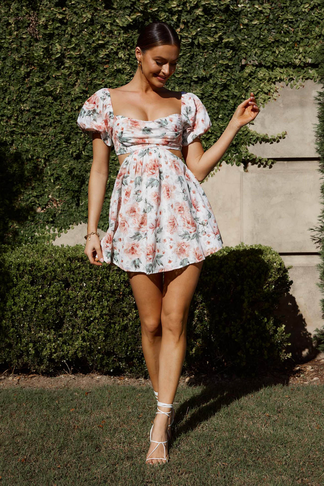 You're So Magic Cut-Out Mini Dress Floral Peach - Image 6