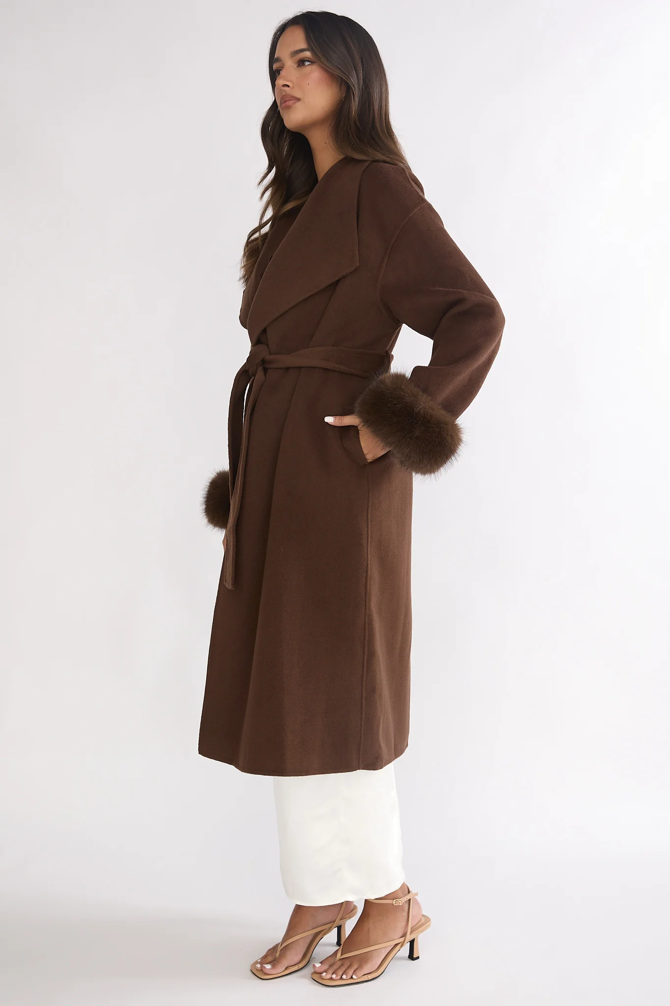 Zannora Faux Fur Coat Chocolate - Image 6